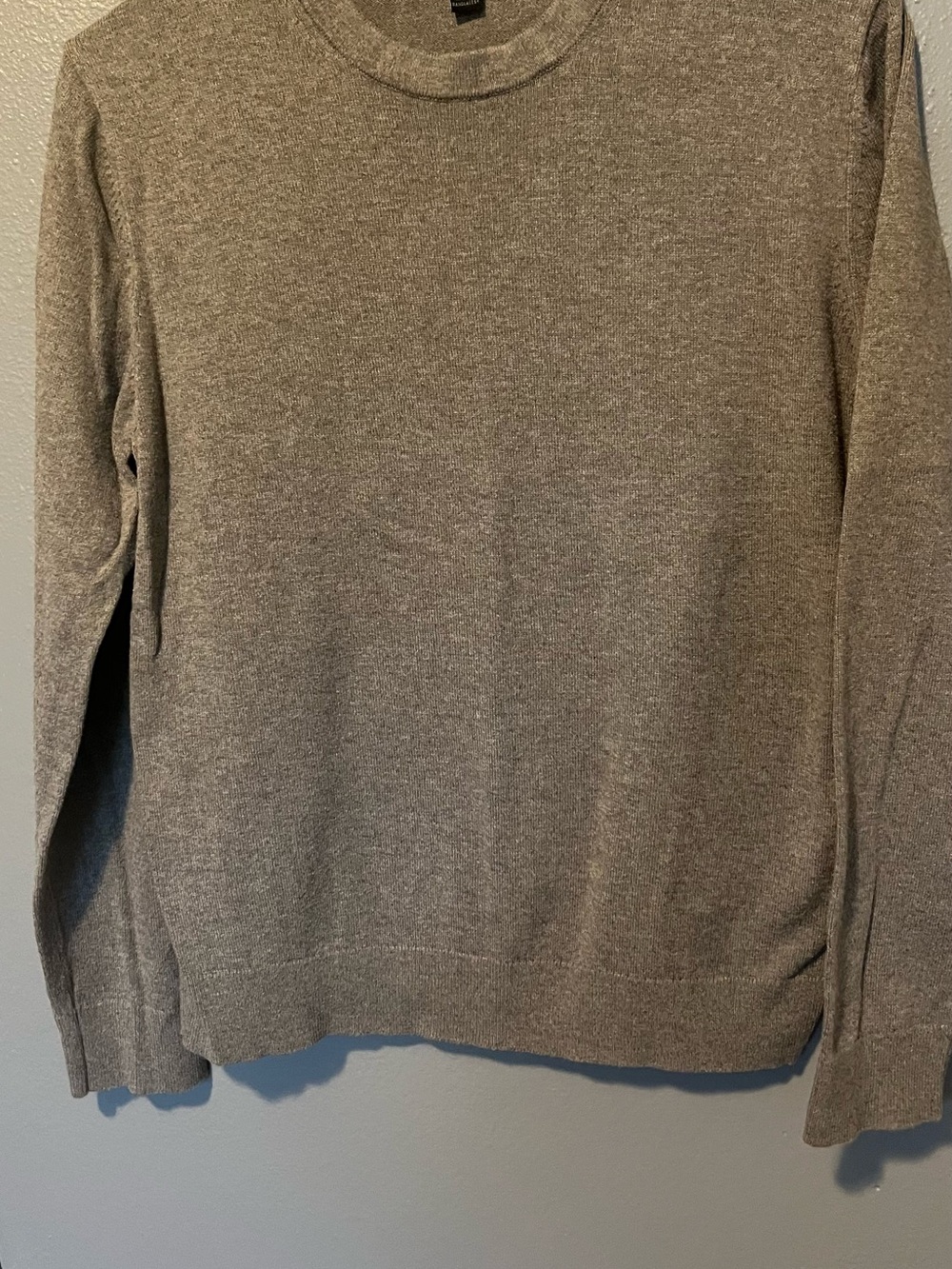 Banana Republic Men's Heather Gray Crewneck Sweater